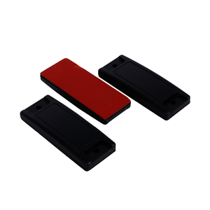 Phạm vi đọc d&agrave;i 79 * 31 * 10 mm Thẻ chống kim loại RFID ABS ISO18000-6C cho kho hậu cần